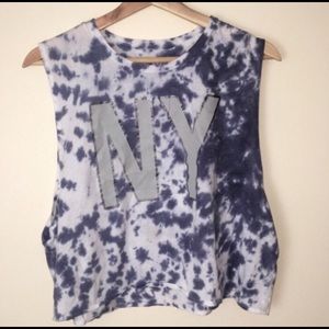 Blue and white crop top💙